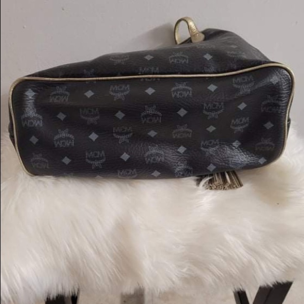 MCM Tote Bag - Picture 16 of 16